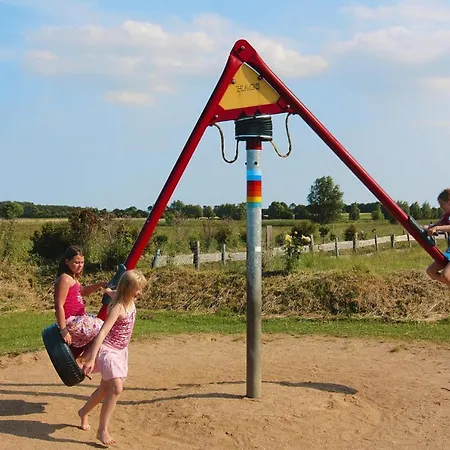 Schuldt, * Behrensdorf